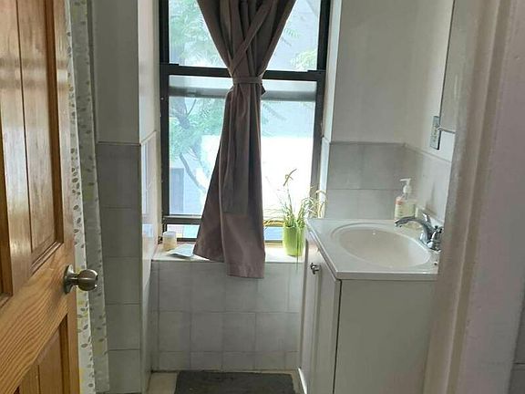 5th image of 549 2nd Ave #4