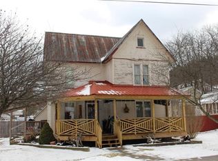 888 Putnam Ave, Whitesville, NY 14897