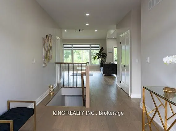 1043 Kettle Ct — Photo 12