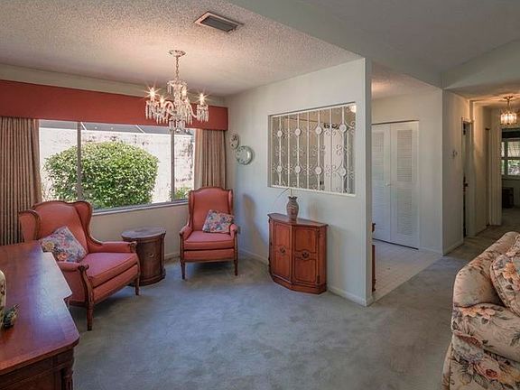 5th image of 391 San Jose Dr