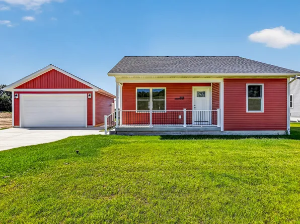 303 Aspen Hill Dr, Shelby, MI 49455