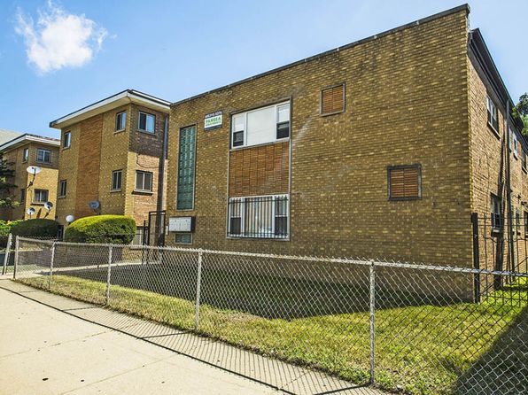 8751 S Cottage Grove Ave #102