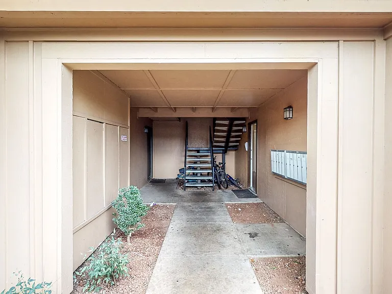 2305 McBride Ln — Photo 1