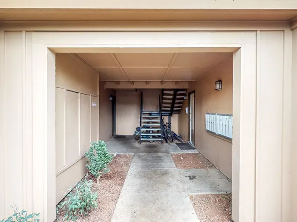 2305 McBride Ln, 2305 McBride Ln APT 6, Santa Rosa, CA 95403