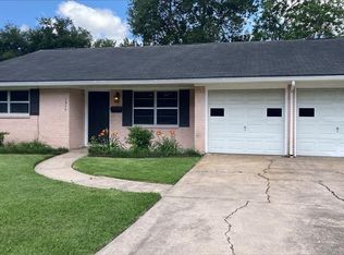 1514 Echols Dr, Baytown, TX 77520