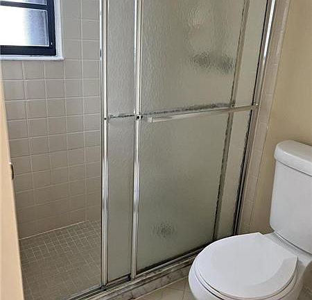 4th image of 4149 Oak Terrace Dr