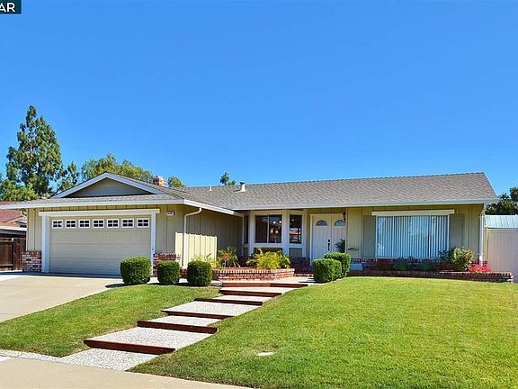 2nd image of 3150 Westbourne Dr