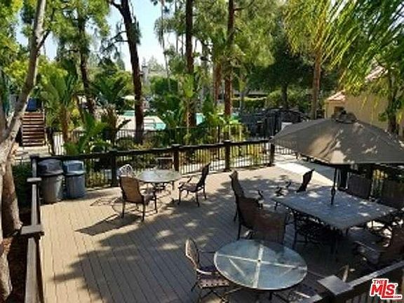 5th image of 5510 Owensmouth Ave APT 125