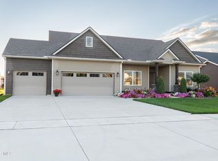 1339 Fiddlers Way, Waterville, OH 43566