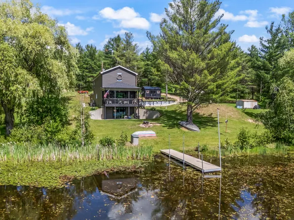 8391 Lake Lure Dr, Evart, MI 49631