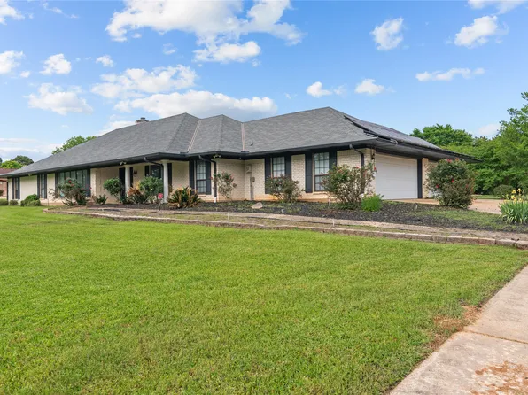 7393 Waterwood Dr, Greenwood, LA 71033