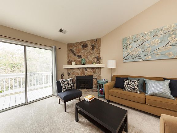 2nd image of 1381 E Evergreen Dr #6