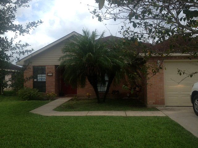 1st image of 385 Windwood Way
