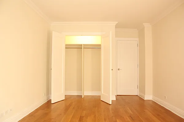 Rented by Stonehenge NYC LLC | media 24