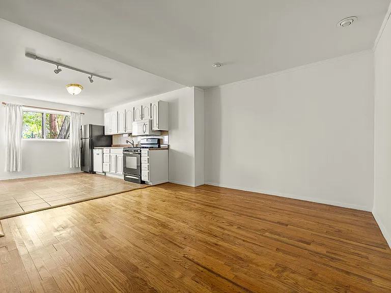 726A Union St #1 — Photo 5