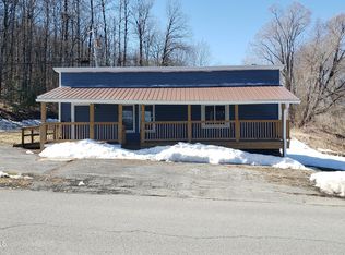 325 Bleecker St, Gloversville, NY 12078