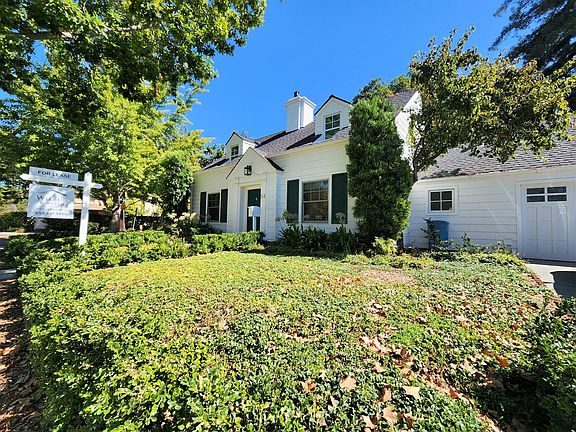 2nd image of 54 Churchill Ave