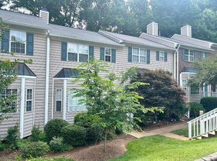340 Silverberry Ct, Cary, NC 27513
