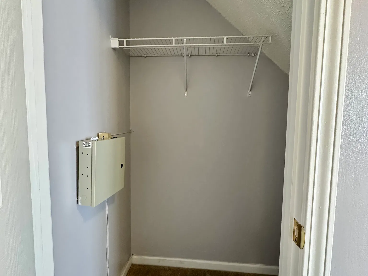 3 bed, 2.5 bath, 2348 sqft, $2,250 — Photo 4
