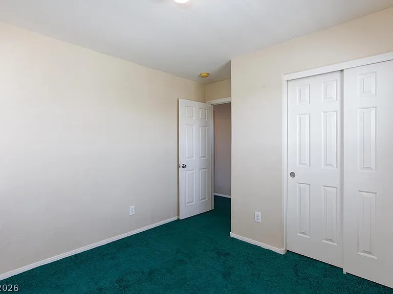 944 Douglas Flat Pl — Photo 17