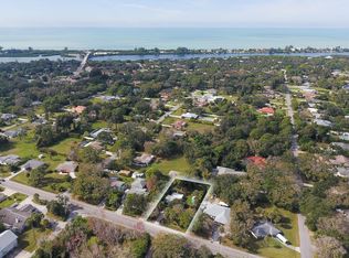 2540 Manasota Beach Rd, Englewood, FL 34223