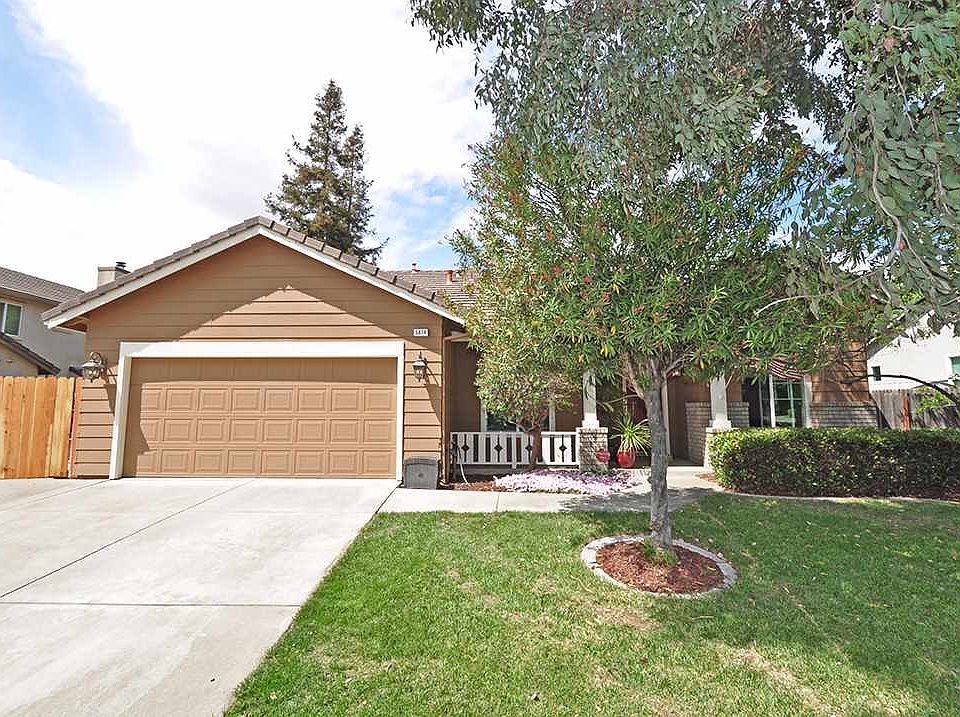 1st image of 5674 Wisteria Way