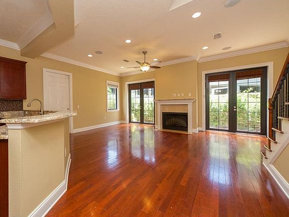 2nd image of 3804 Villas Del Sol Ct