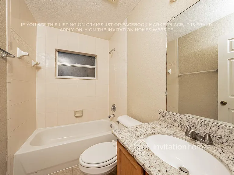 1660 E Breezy Ln — Photo 12