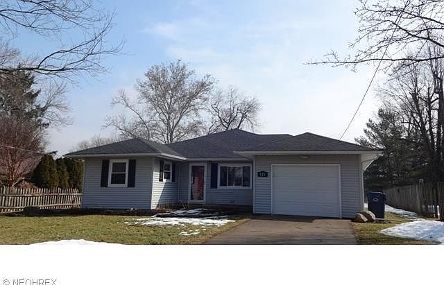1st image of 121 Clouse Ln NE