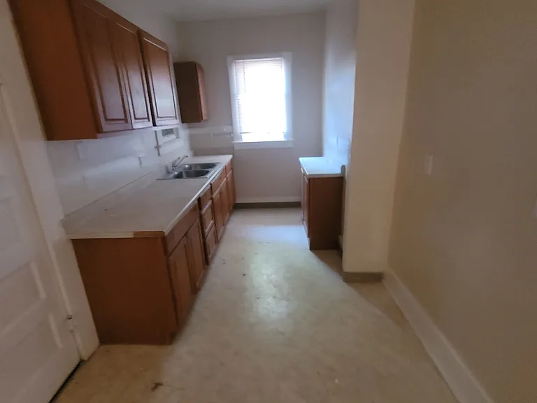 2843 Montgomery St — Photo 11