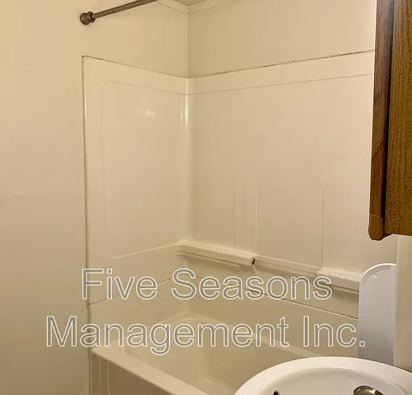 18-20 Hayward St #1 — Photo 15