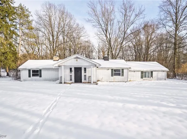 172 Warner Rd, Hubbard, OH 44425