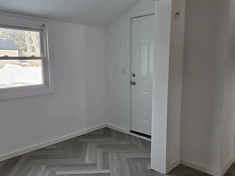 153 Main St — Photo 14