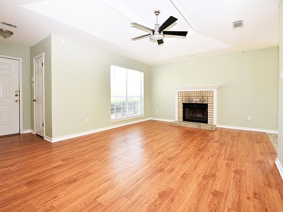 4th image of 2404 Simone Dr