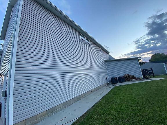 4th image of 113 Miller Ct