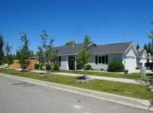 7705 N Sweet River Ct, Coeur D Alene, ID 83815