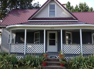 105 E Highland St, Murrayville, IL 62668