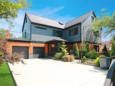 4953 Fresh Meadow Lane, Flushing, NY, 11365