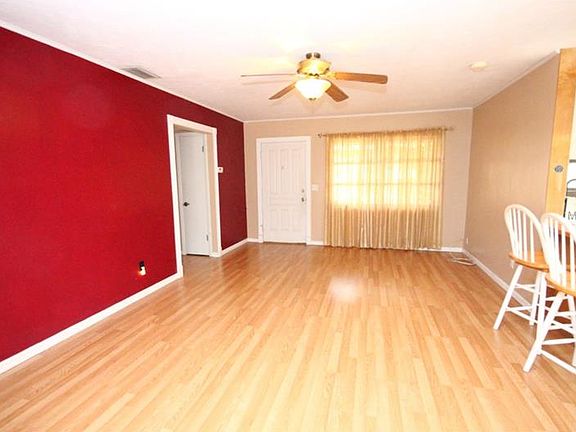 4th image of 2229 Palmetto St