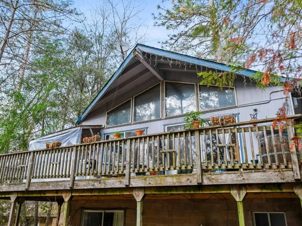 16615 Mountain View Drive, Cobb, CA 95426