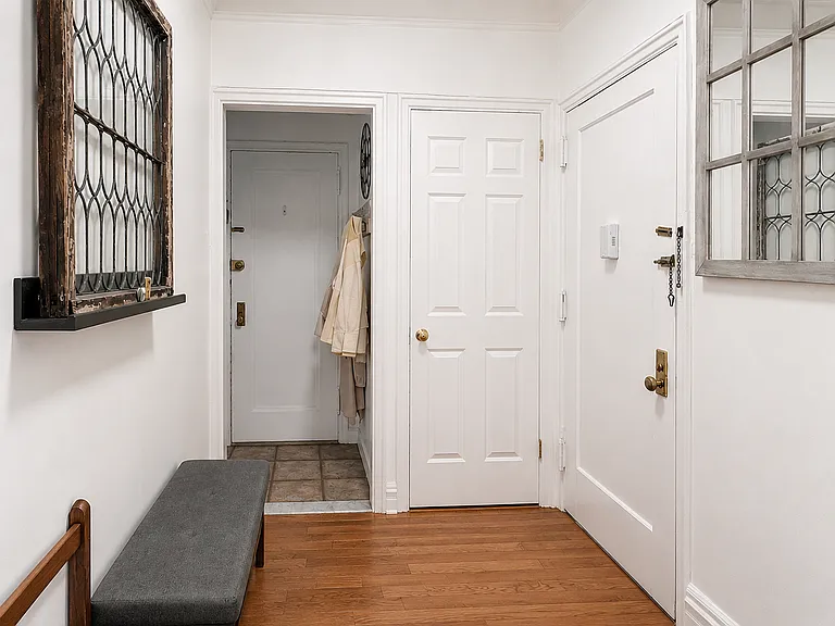 618 Amsterdam Ave #2C — Photo 9