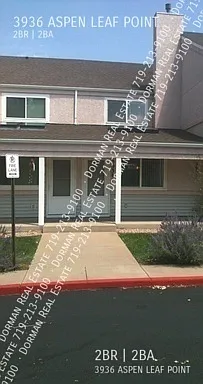 Bright 2-bedroom Townhome off Austin Bluffs & Academy — Photo 2