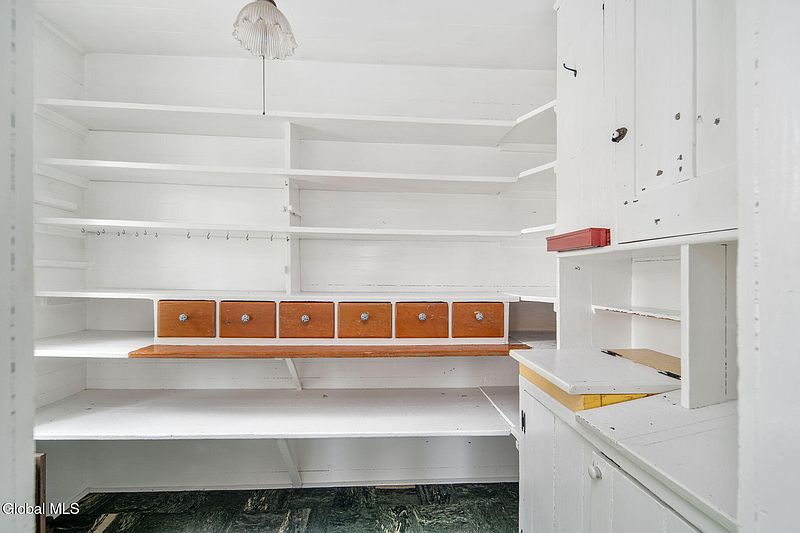 42nd image of 14 River Street