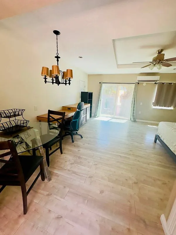 Studio, 1.0 bath, 500 sqft, $1,200 — Photo 4