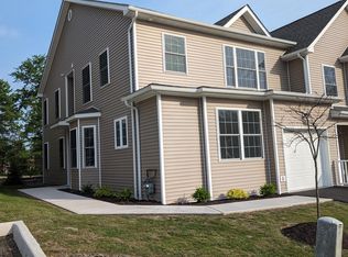 20 Pinto Rd W, Middletown, NY 10941