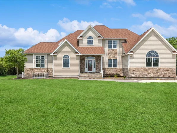 1465 Ackerly Pond Lane, Southold, NY 11971