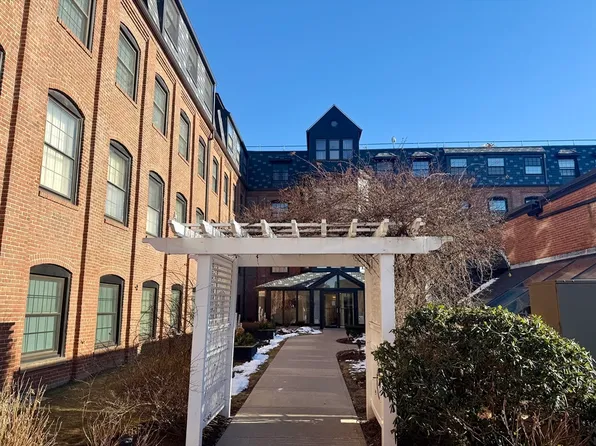 21 Linden St APT 416, Quincy, MA 02170