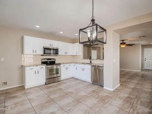 1021 S BOGLE Court, Chandler, AZ 85286