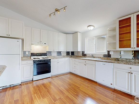 5th image of 1289 Doric Dr