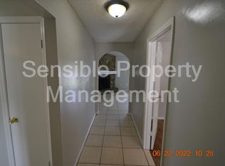 10208 N Pawnee Ave, Tampa, FL 33617